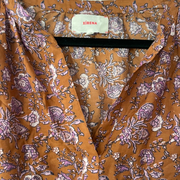 Xirena Blouse - Picture 2 of 3